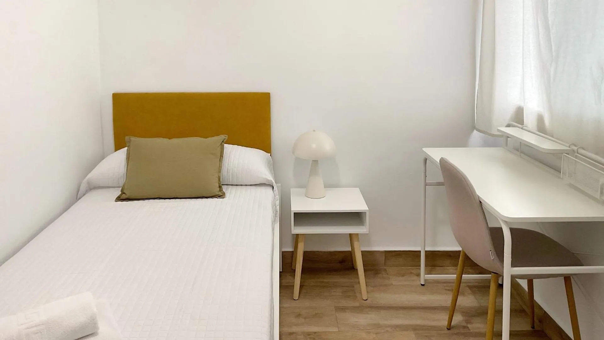 Ks Plaza Catedral By Kaleria Suites Almería